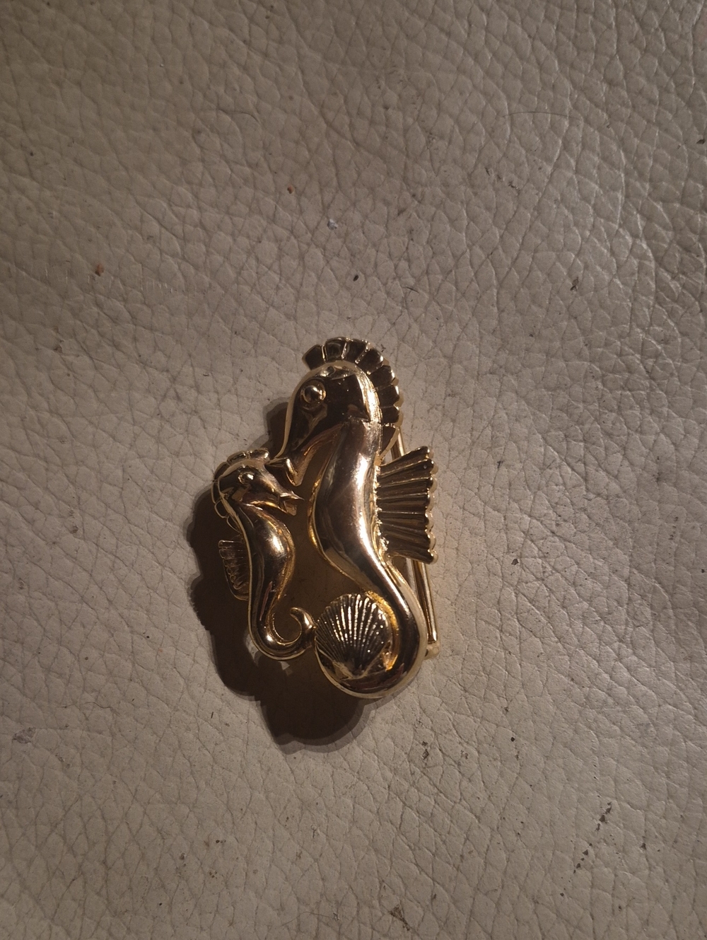 Gold Seahorse Pendant Scarf Slide- Elegant Gold Women Jewelry